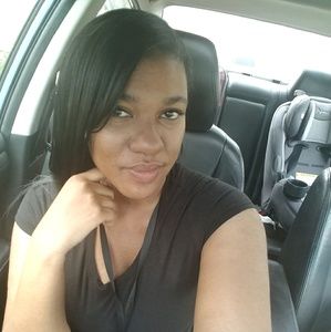 Meet your Posher, Brandi